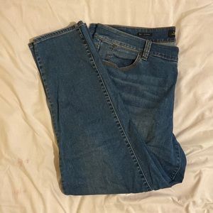Talbots Boyfriend Jean Size 16W.
